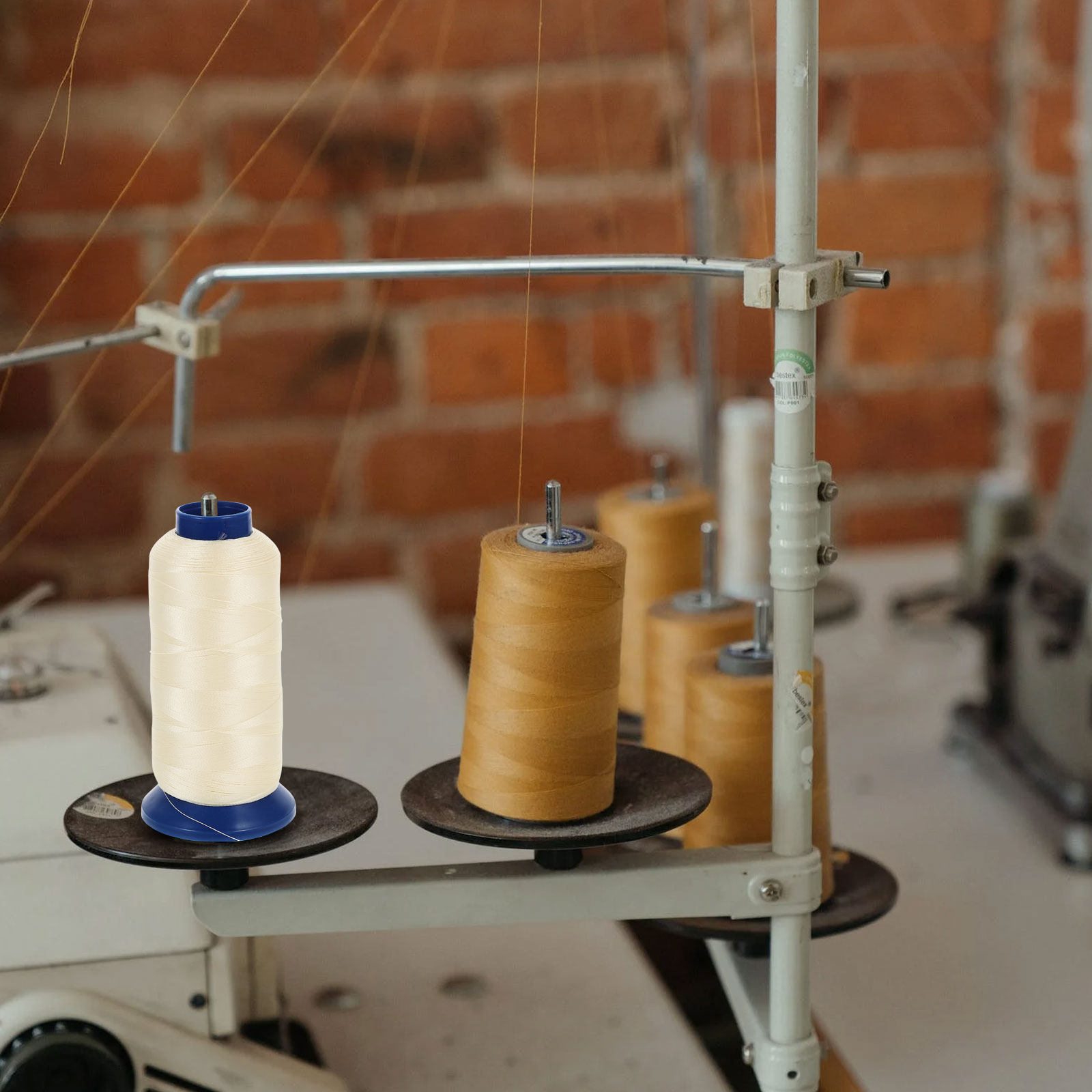 3000ヤード ライトブルー 暗闇で光る発光縫い糸 刺繍、編 - Baby Clothing Usa のレビューと価格